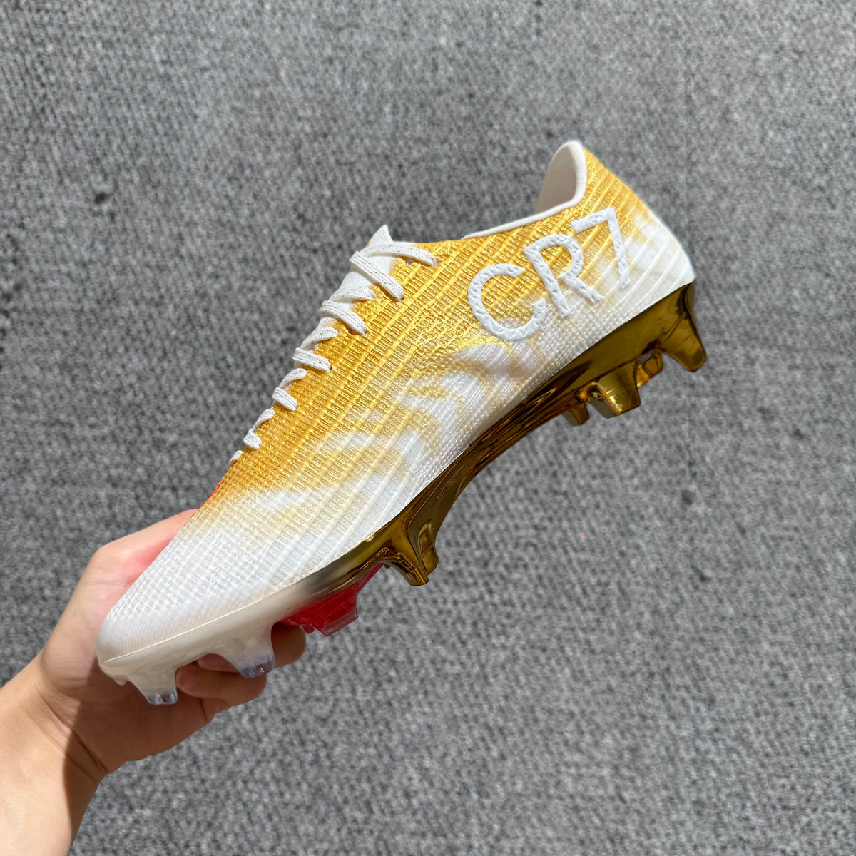 Superfly 11 Elite FG CR7 Gold Scorpion