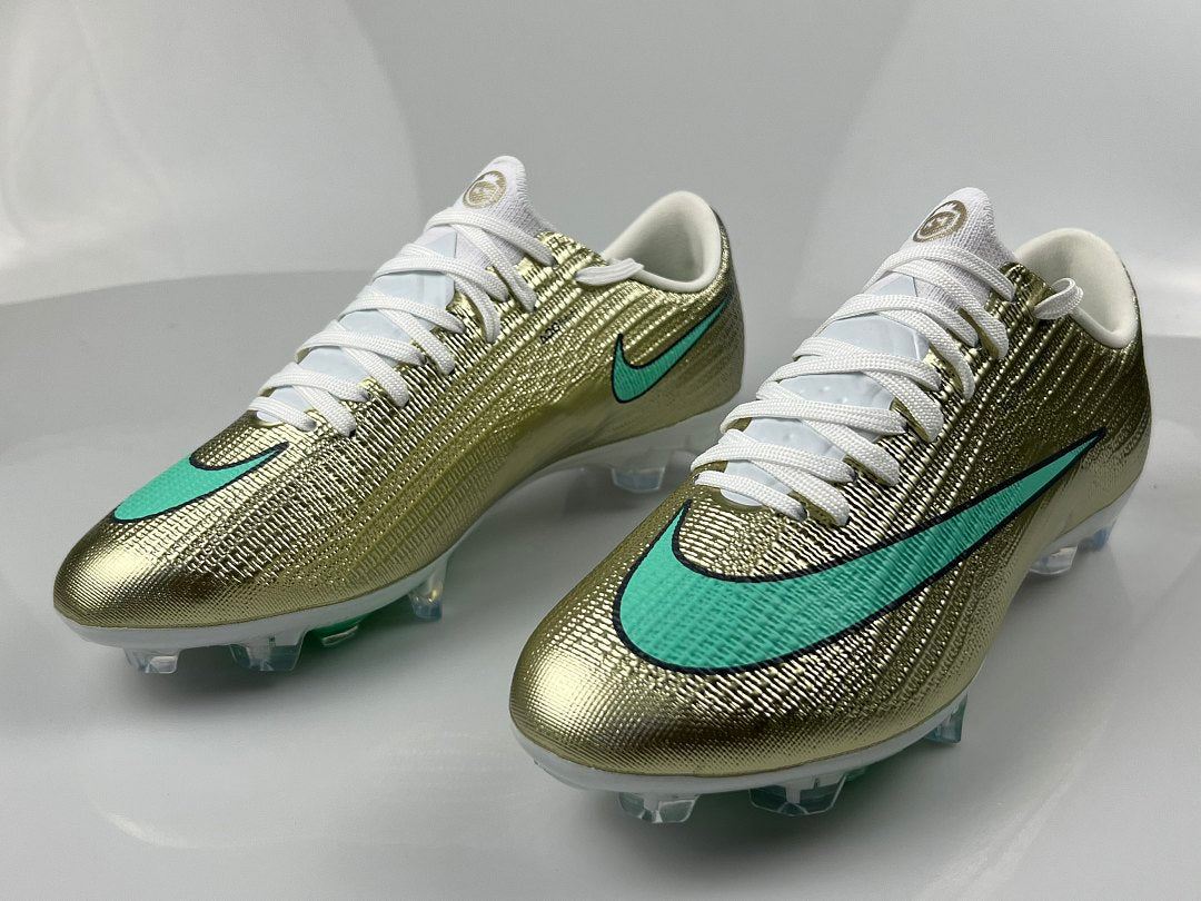Superfly 11 Elite "Kylian Mbappé" FG