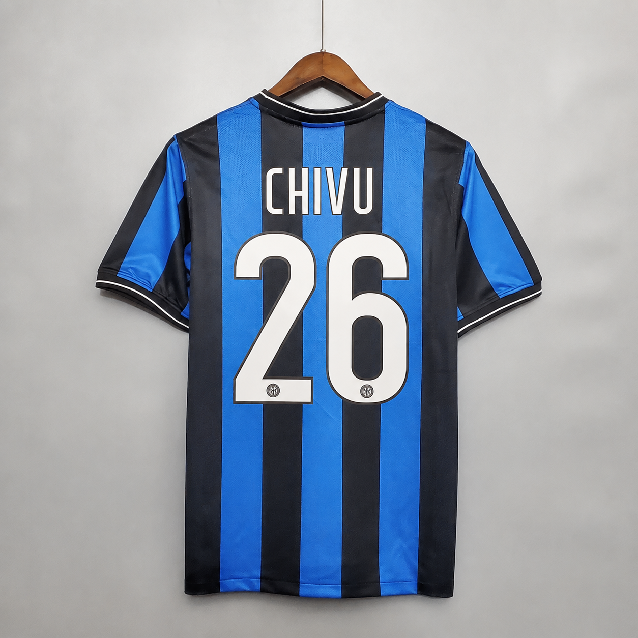 Tricou Inter Home Kit 09/10 Retro - Chivu 26 Fan Version