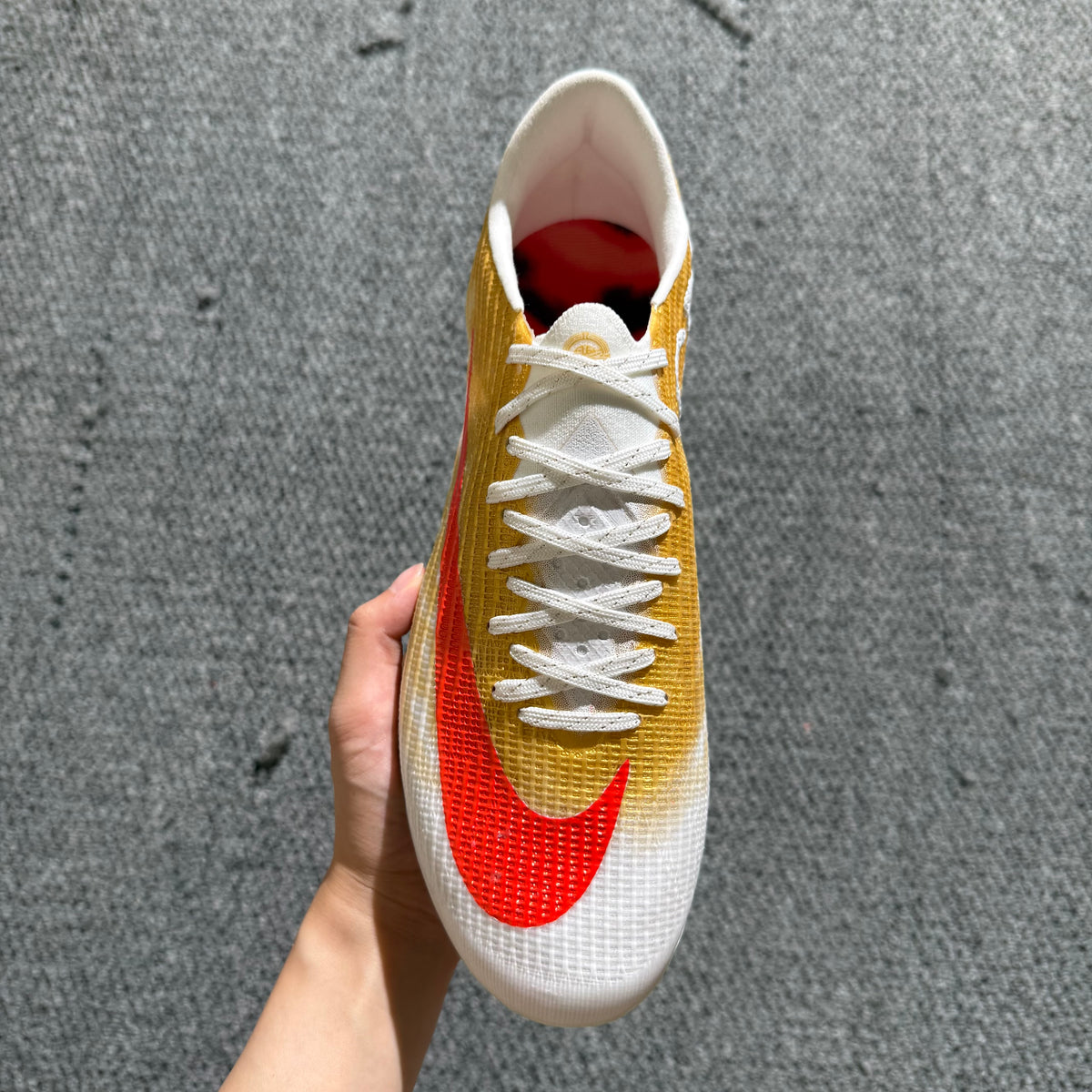 Superfly 11 Elite FG CR7 Gold Scorpion